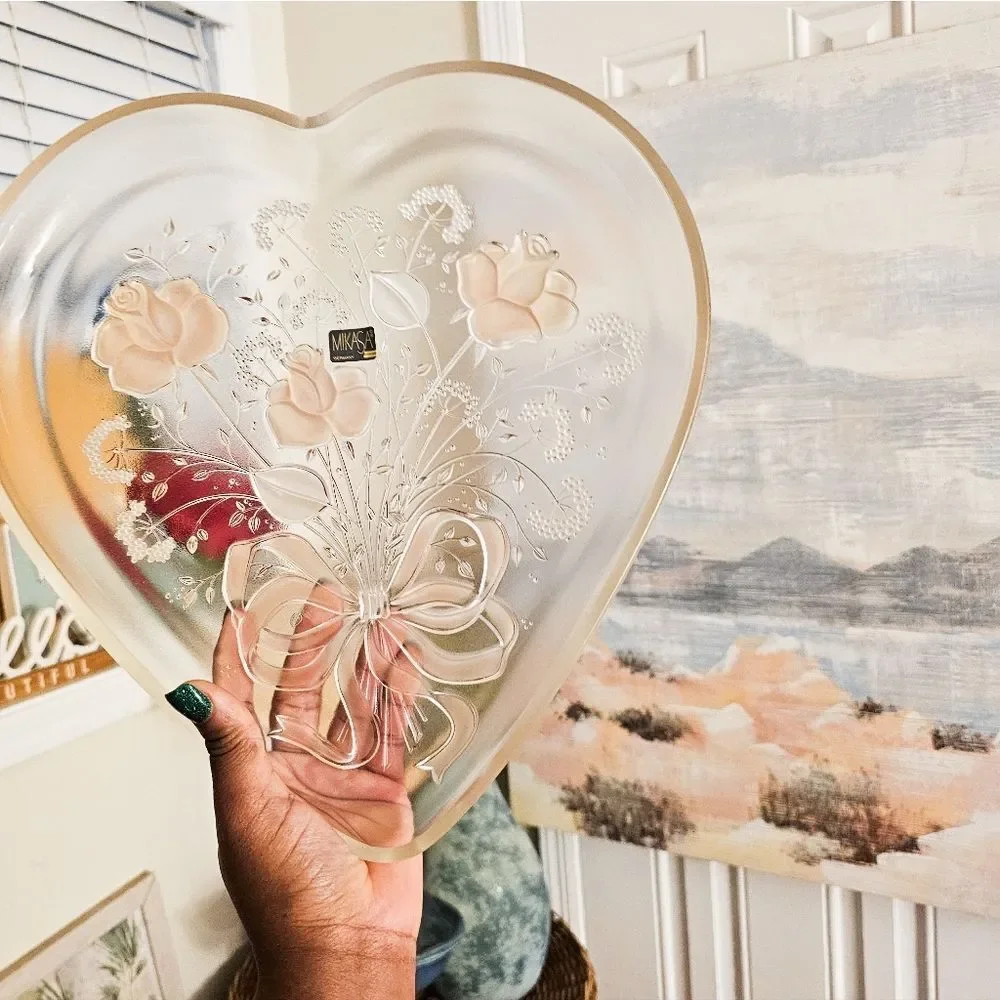 Mikasa Heart-Shaped Frosted Glass Serving Platter in Clear and Cream